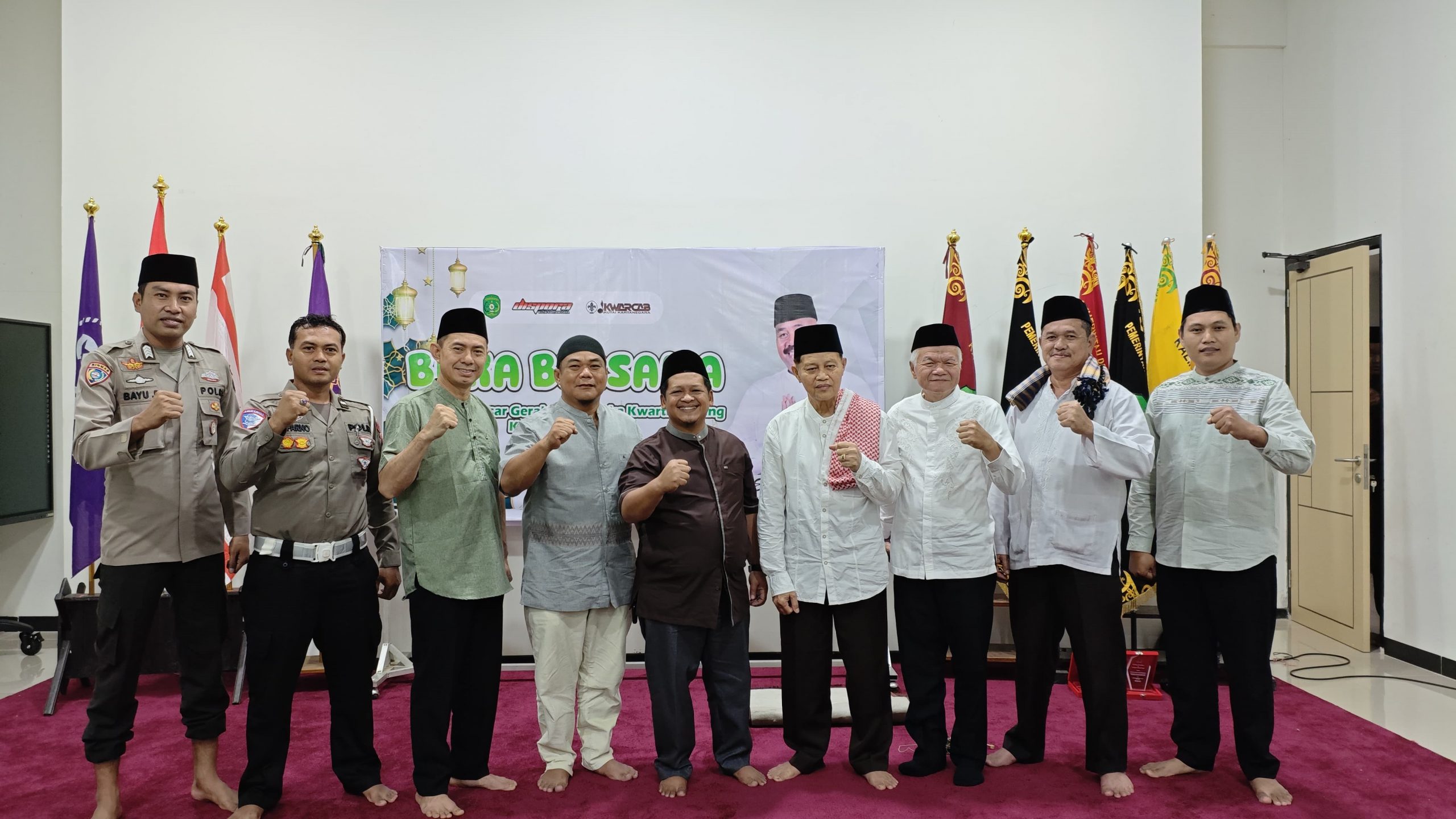 CAMAT JULKIFLI, SE MENGHADIRI UNDANGAN BUKA BERSAMA KELUARGA BESAR GERAKAN PRAMUKA KUKAR