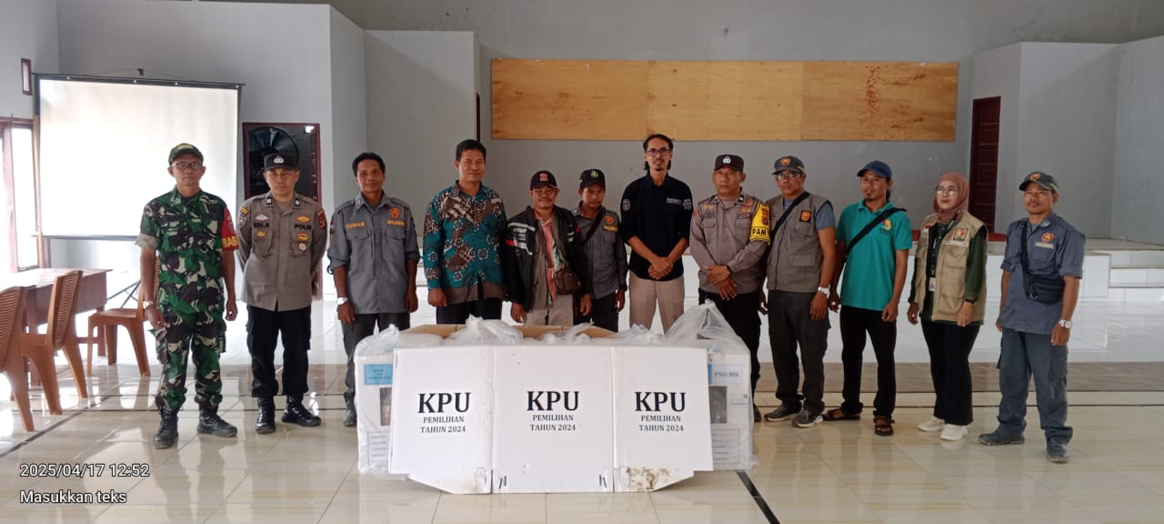 Distribusi Logistik PSU di Kecamatan Kota Bangun Darat Jangkau 10 Desa: Sinergi PPK, PPS, Panwascam dan Aparat Keamanan