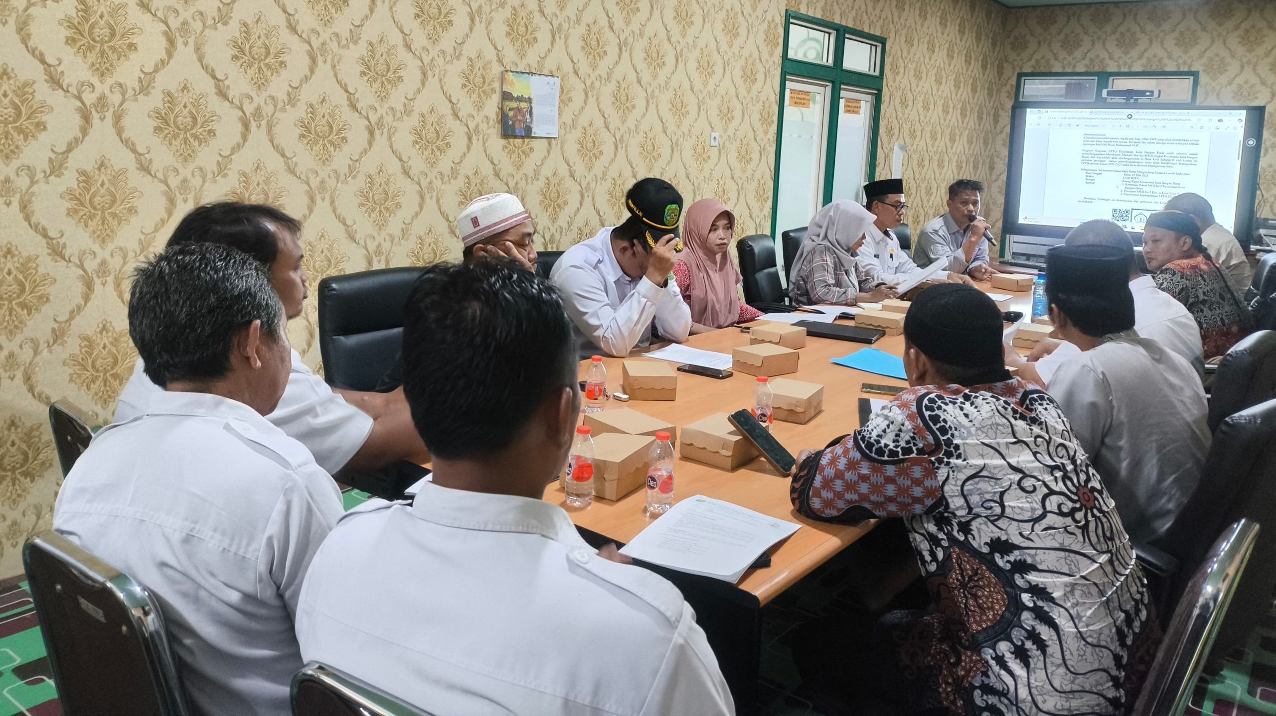 Rapat Persiapan MTQ ke-2 Kecamatan Kota Bangun Darat Digelar, Bahas Berbagai Agenda Penting