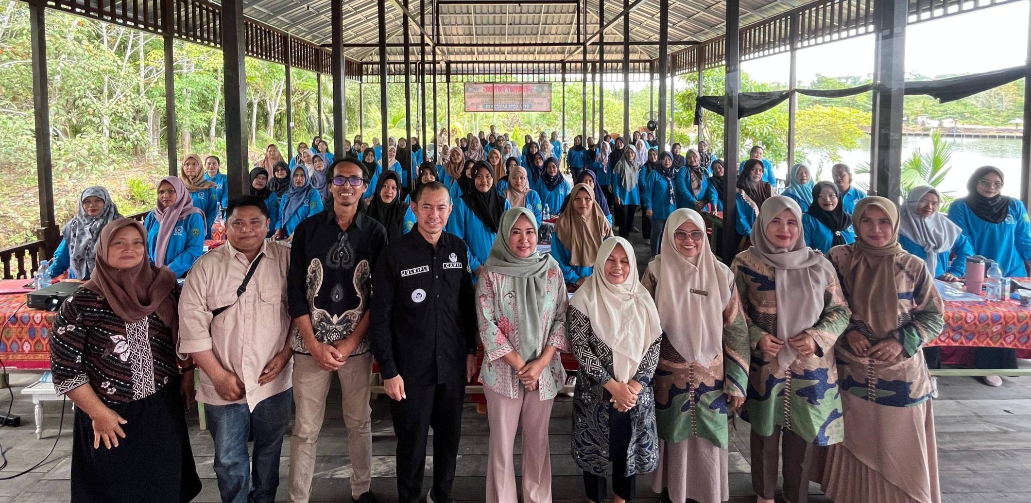 Peningkatan Kapasitas Kader PKK RT dan PKK Dusun Desa Kota Bangun III Tahun 2025 Berlangsung Sukses